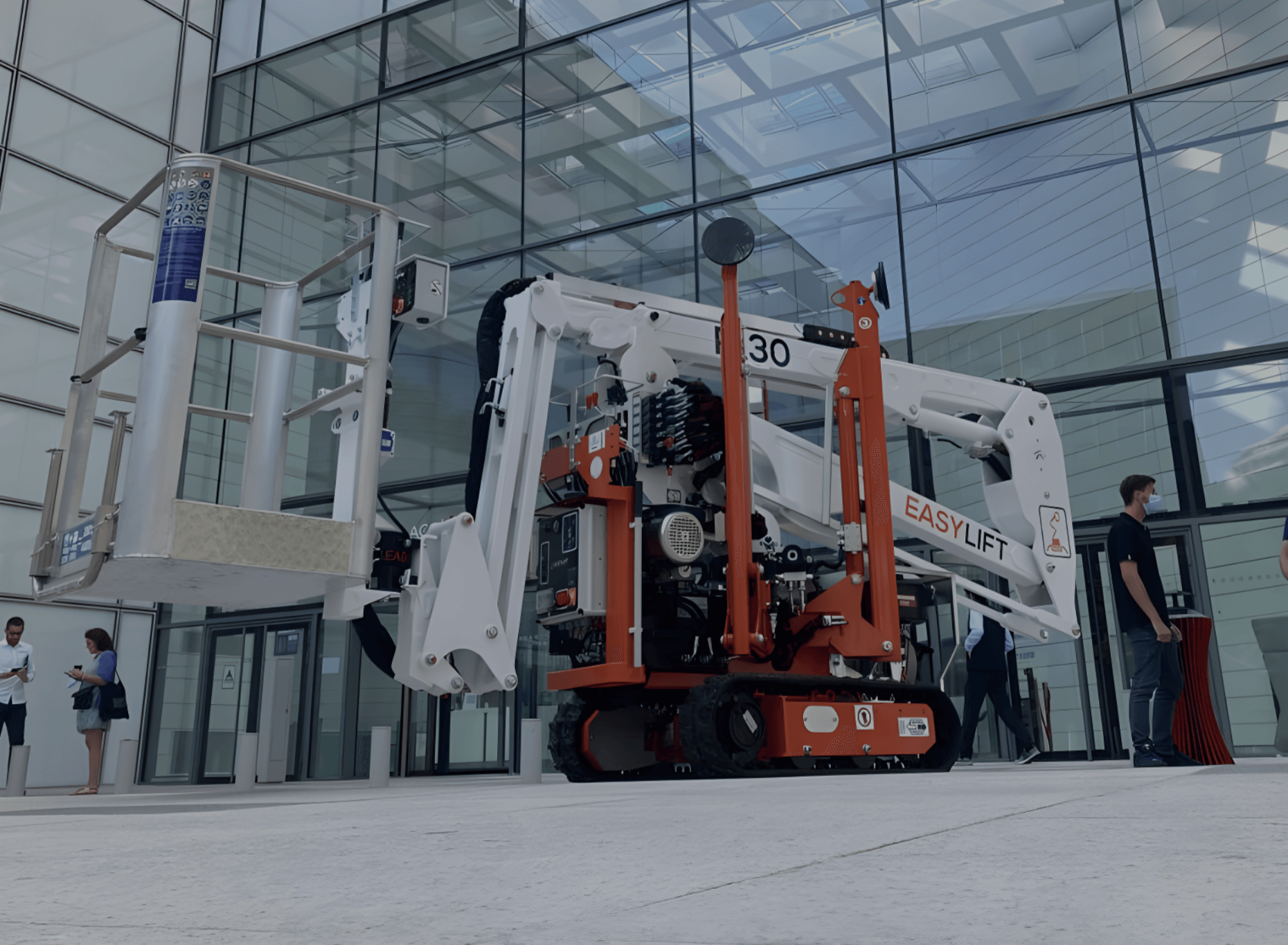 r130 in action - mob